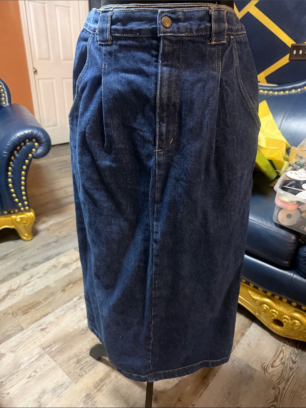 Vintage Vivaldi Dark Wash Denim Midi Skirt